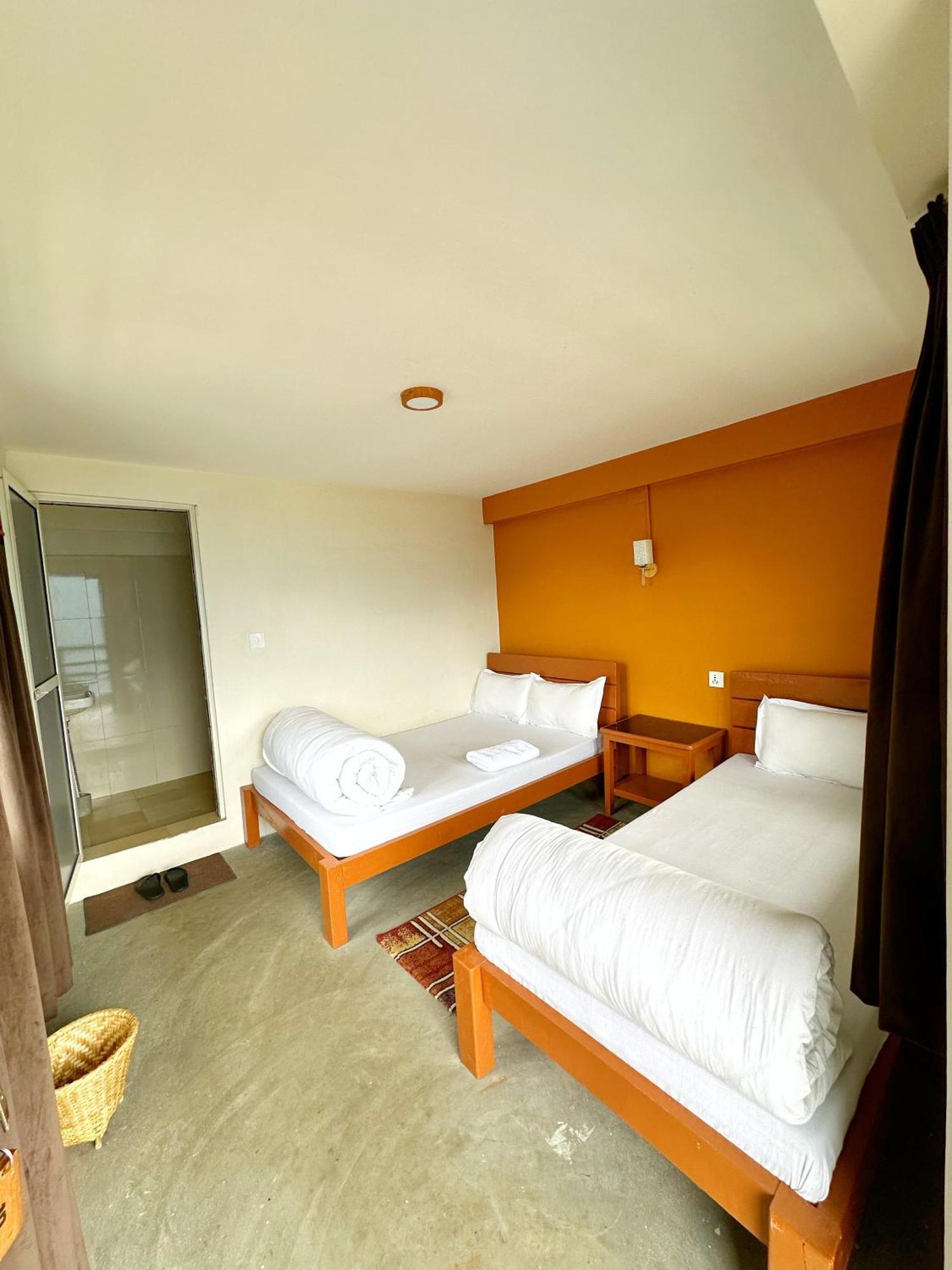 Hill Top Lodge Ghandruk Astam Exterior foto